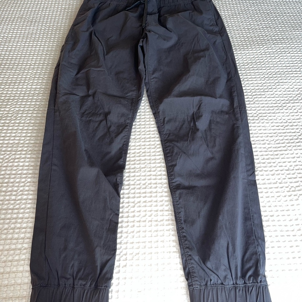Alaskan Hardgear (AKHG) Joggers - Charcoal, Large (34x32)
